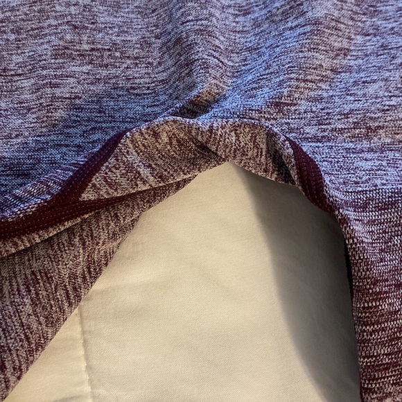 Pink seamless leggings. Size large. Like new. Maroon/purple. - Picture 6 of 6